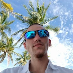 Meet your Posher, Beale